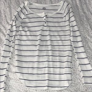 White & blue striped long sleeve